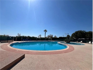 t3 à la vente -   06270  VILLENEUVE LOUBET, surface 109 m2 vente t3 - UBI477485789
